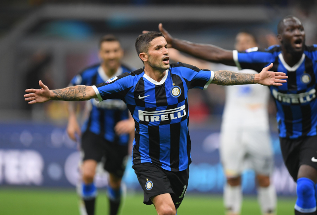 马竞与埃因霍温红白球衣有何区别？西蒙尼：你这是废话