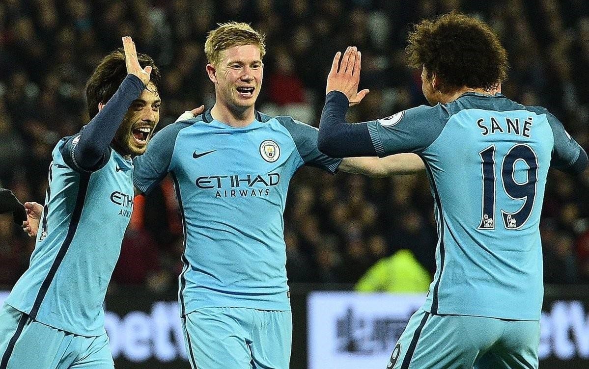 发布会变感谢会，李霄鹏赛后向各方致谢