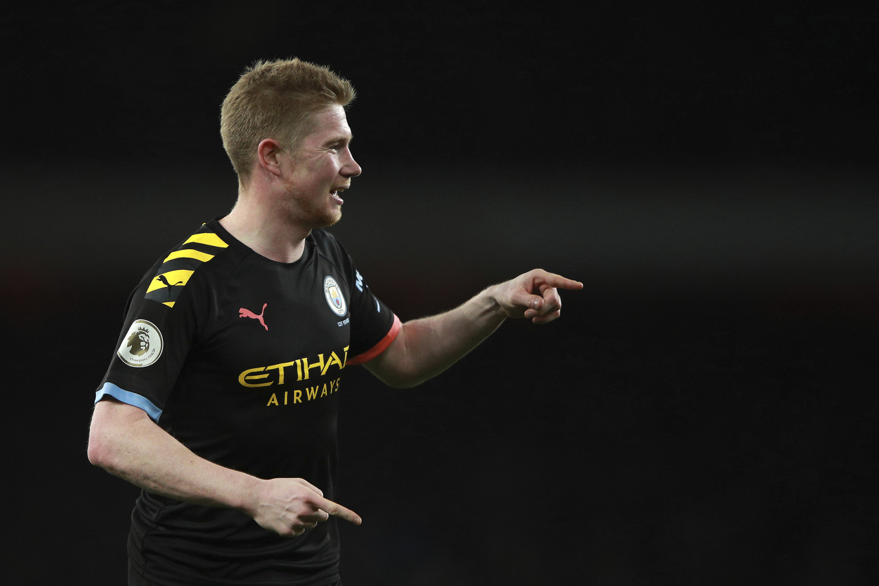 欧联1-1，10人穆帅前东家拒翻船+连续4轮不败，31岁塔利斯卡救主（欧联1-1：穆帅旧主10人作战仍守住不败，四轮不败延续，31岁塔利斯卡力挽狂澜）