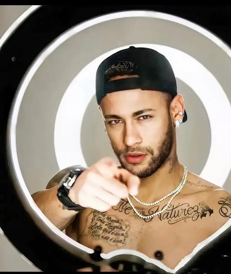 诺丁汉森林3-0马尔默，耶茨、卡利穆恩多、米伦科维奇建功