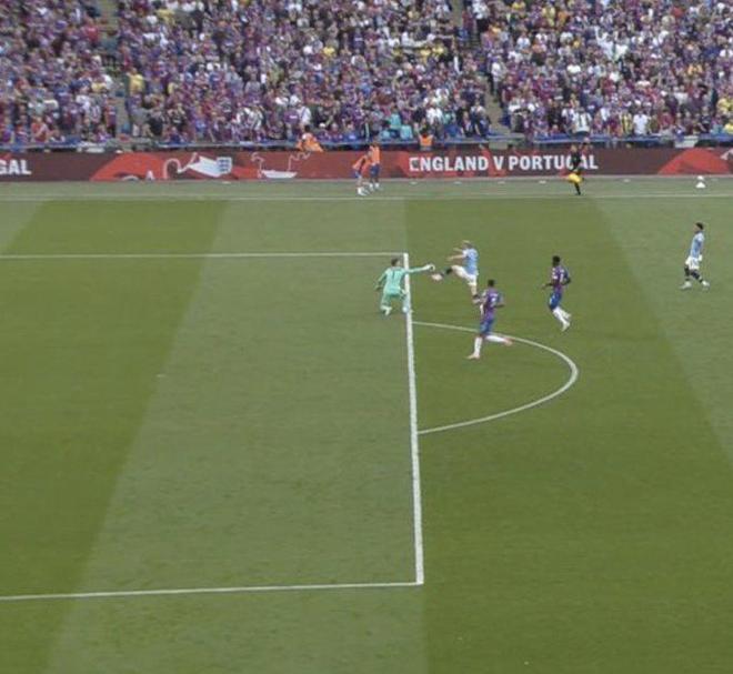 泰晤士报：竞标欧冠失败后，网飞考虑争夺部分英超转播权（泰晤士报：欧冠竞标失利后，网飞考虑竞购英超部分转播权）