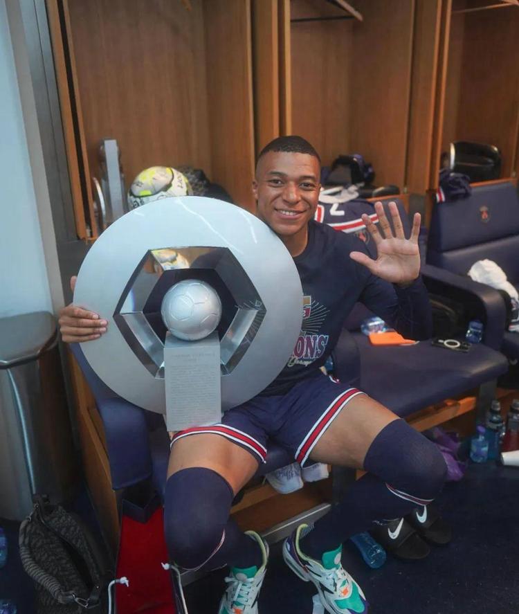 菲利佩：对阵切尔西前我做了噩梦；曼城最有可能赢得英超冠军（菲利佩自曝战切尔西前做噩梦，称曼城最有望夺得英超冠军）