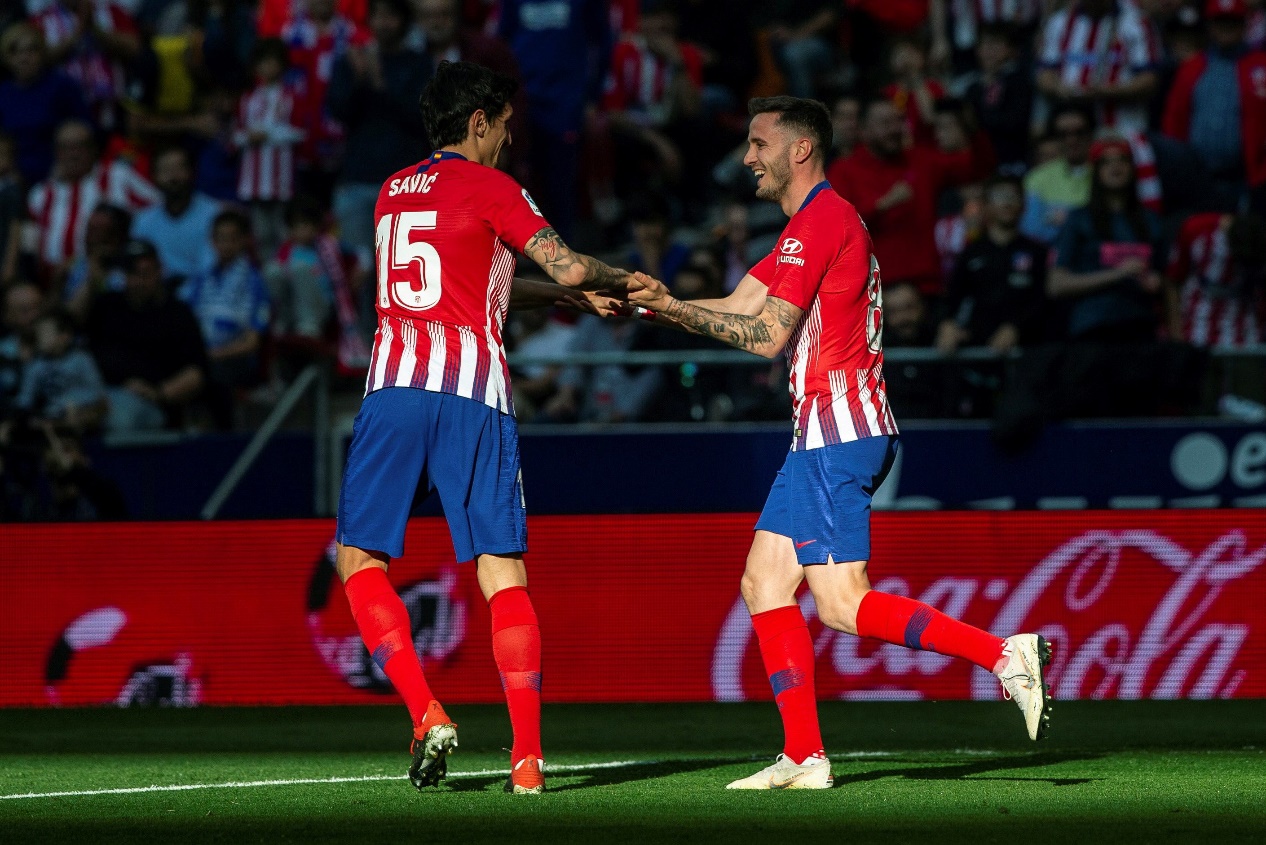 曼晚：曼联有信心在出售“弃将小队”前为引进谢什科提供资金